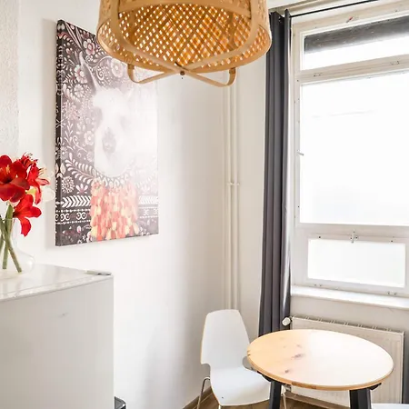 Apartment Stylish In Convinient Location Berlin