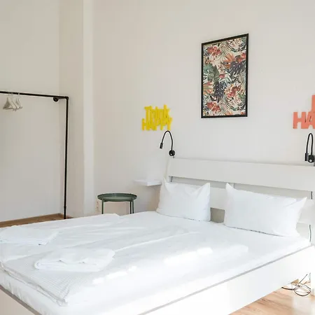 Stylish In Convinient Location