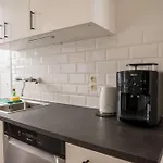 Stylish In Convinient Location *