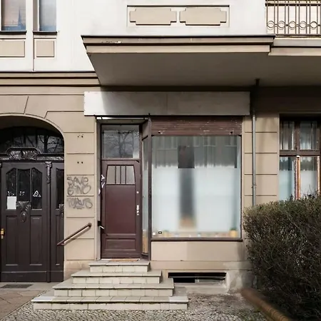 Stylish In Convinient Location