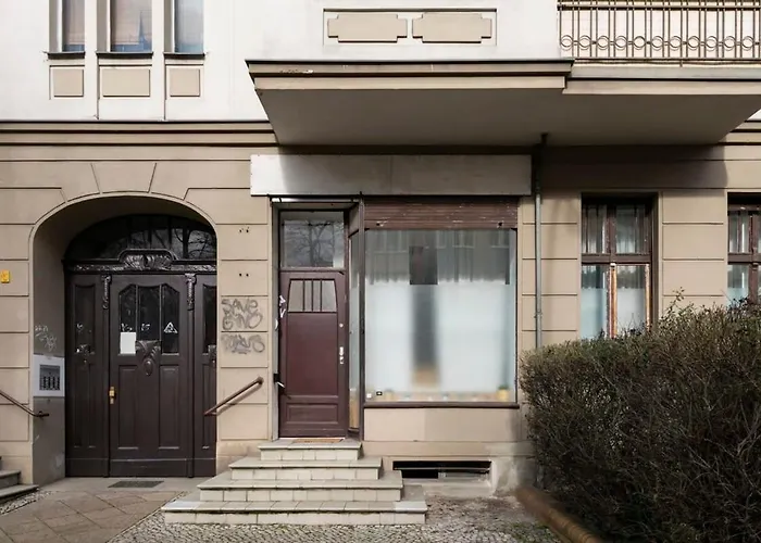 Stylish In Convinient Location