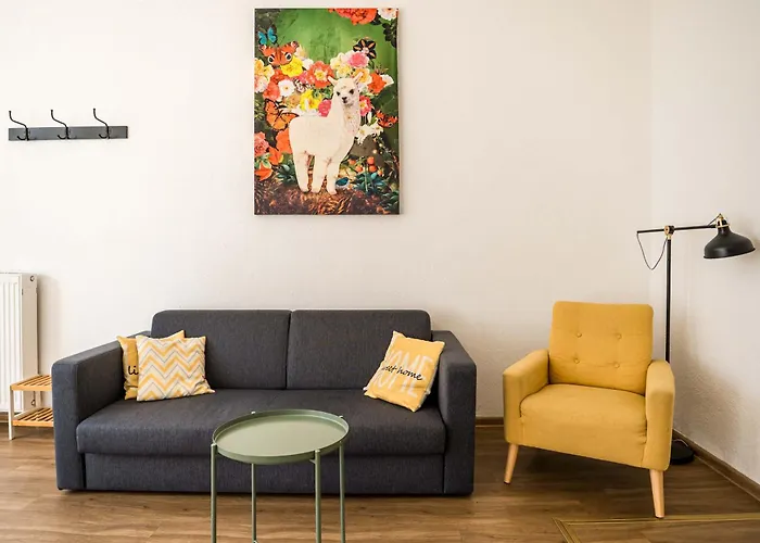 Stylish In Convinient Location Berlin